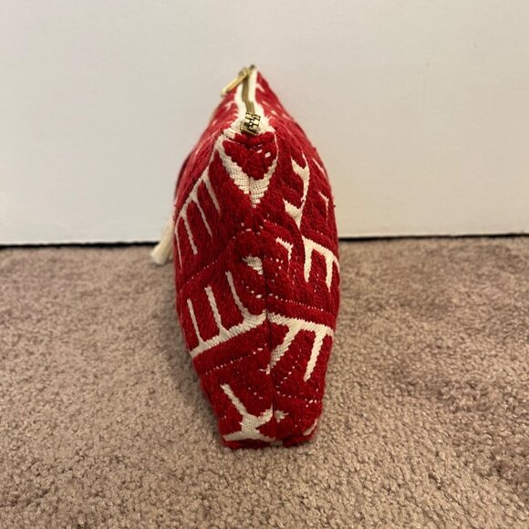 Red & White Geometric Stitched Pattern Enchante Accessories Clutch Tassel Strap - Picture 2 of 11